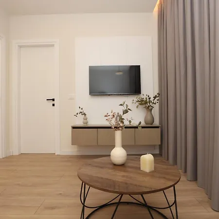 Jon'S Garden Apartments Tirana Exterior photo